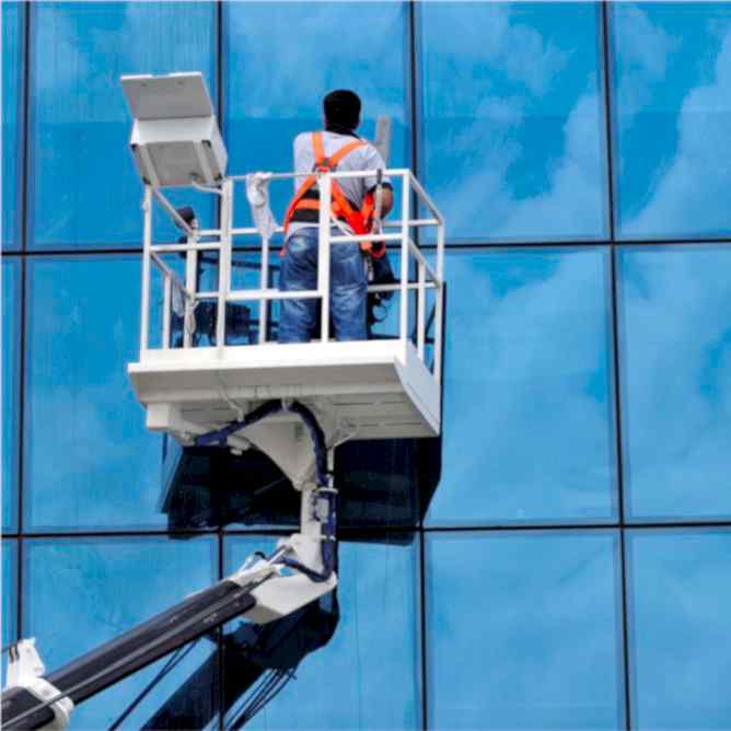 Bina Cam Temizliği
